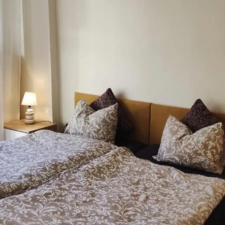Peraía The Golden Guest House מראה חיצוני תמונה