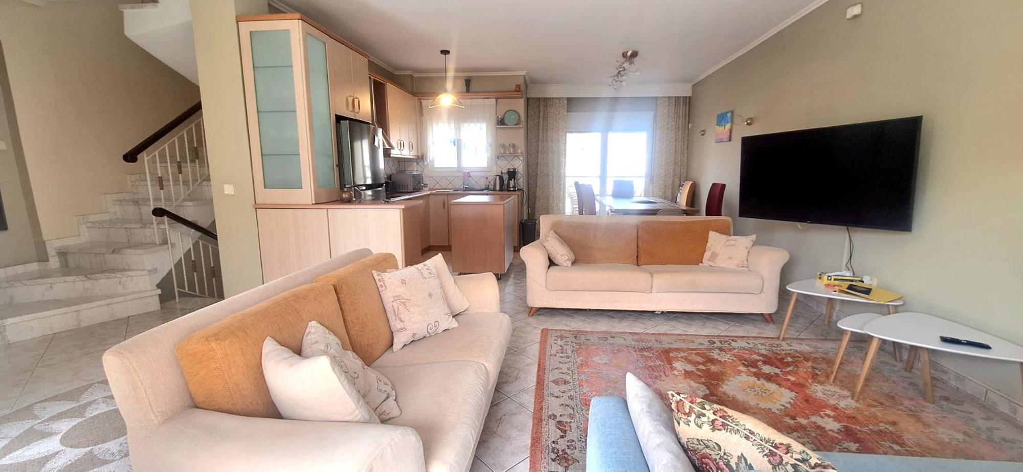 The Golden Apartment *